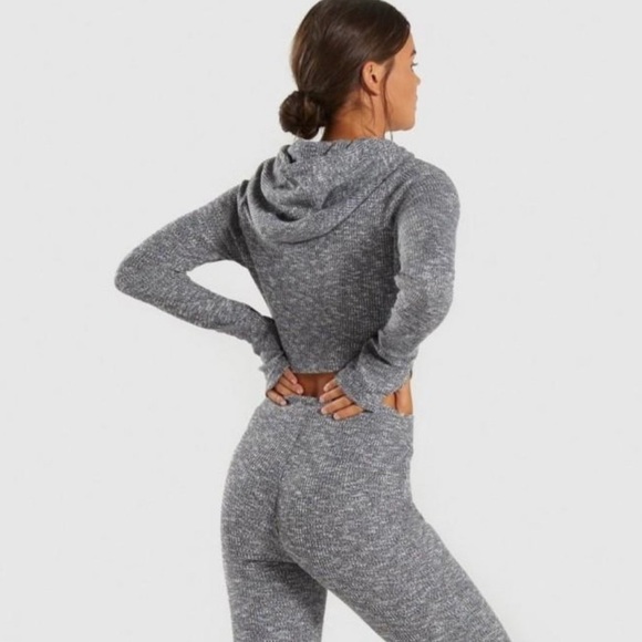 GYMSHARK Slounge Cropped Hoodie - Picture 5 of 5